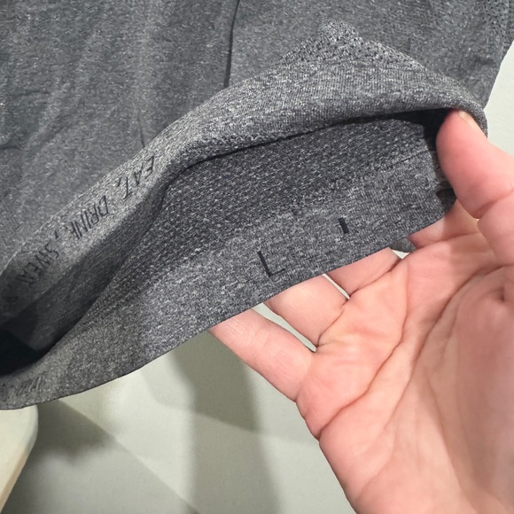 MENS LULULEMON SET - Picture 7 of 7